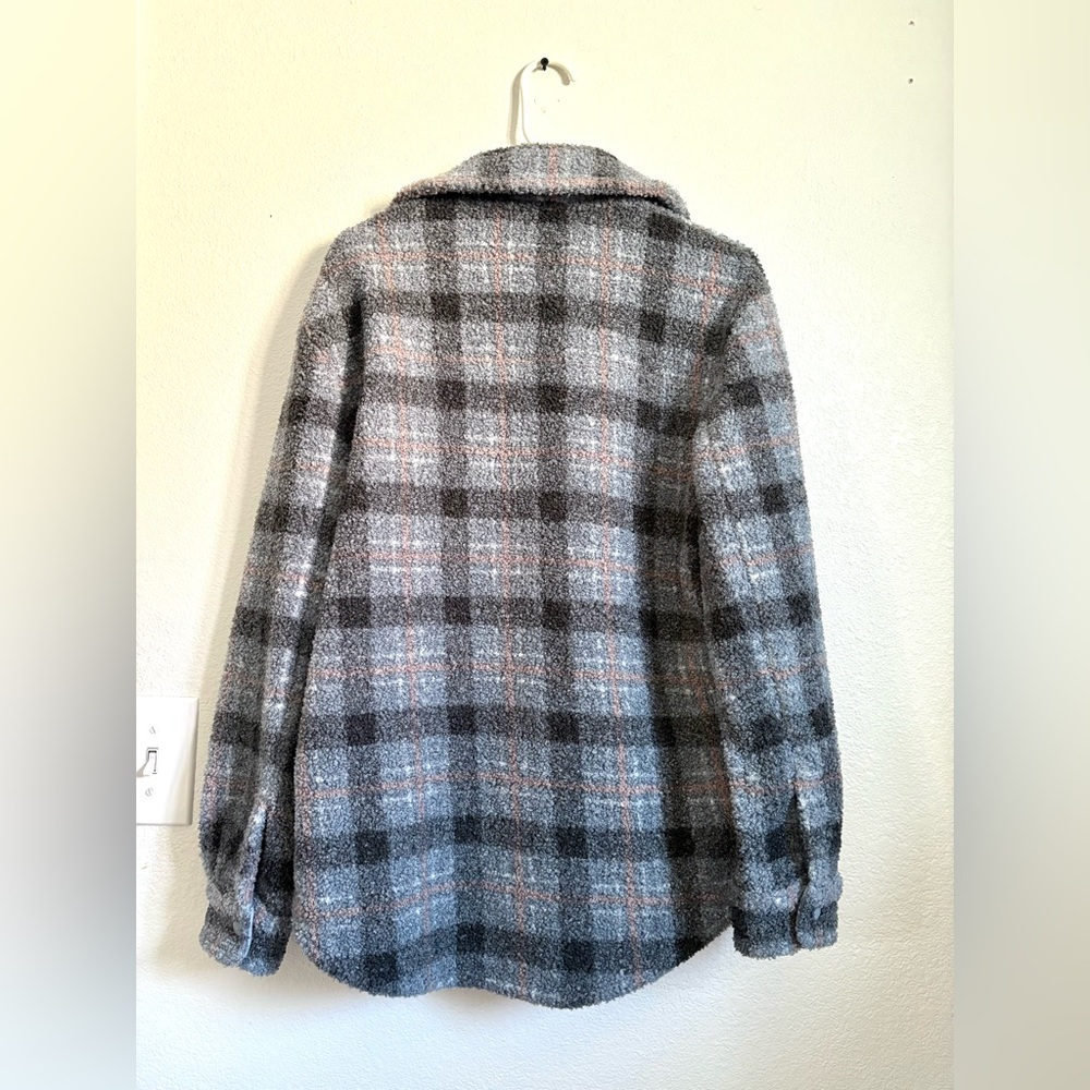 A&F Shirt Jacket Sherpa - Picture 2 of 7